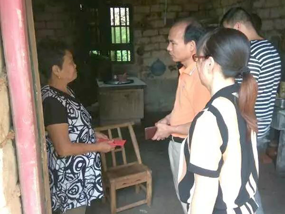 【湘潭恒欣】心系災(zāi)情助力抗洪救災(zāi)之二&mdash;&mdash;慰問(wèn)受災(zāi)貧困戶(hù)